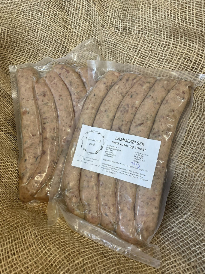 Lammepølser med urter og tomat Vakuumpakkede lammepølser med urter og tomat